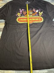 NEW Universal Studios HHN 2025 FNAF Freddy Fazbear’s Pizza T-Shirt • Large