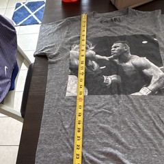 Men’s Gray Boxing Mike Tyson Print Crew Neck Short Sleeve T-Shirt Size M