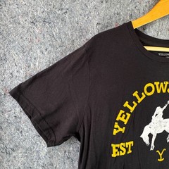 Yellowstone TV Show Size L Black Bucking Graphic T-Shirt NWOT Paramount
