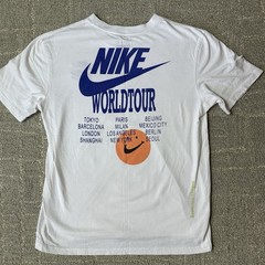 Nike AS Men’s Nike Sportswear Tee WORLD TOUR 2 Sz XL Fits Like Medium