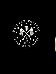 Howitzer Style Men’s T-Shirt DEFIANT PATRIOT Military Grunt Black S -5XL