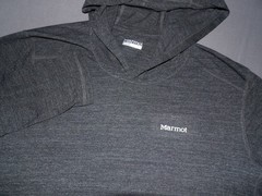 MARMOT Dark Gray Light Weight Long Sleeved Hoodie T-Shirt Men’s Large