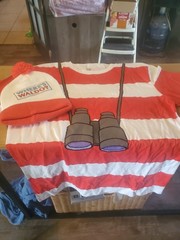 Waldo Shirt and Beenie Men’s Large