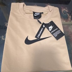 Nike Men’s Beige Convertible Logo Synthetic T-Shirt Short Sleeve Size L