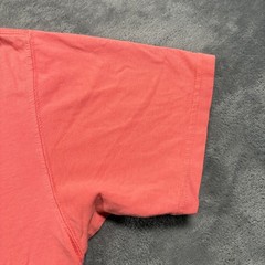 Nike SB T-Shirt Mens Medium Coral Pink Loose Fit Flying Angel Cherub Graphic