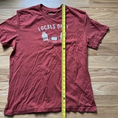 G.H. Bass & Co Mens Locals Only “Wilton Maine” T Shirt Size Large Orange/Red