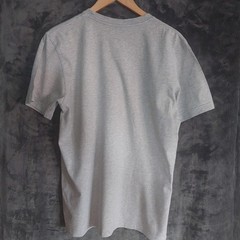 Nike 6.0 Vintage Grey T-Shirt Red Plaid Graphic Swoosh Logo Men’s Size M