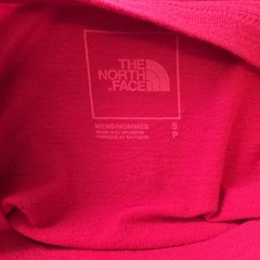 The North Face Mens Red Short Sleeve Logo Graphic T Shirt
