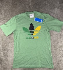 NEW MEN’S ADIDAS ORIGINALS MULTI COLOR TREFOIL SHIRT SIZE Small #IZ2571