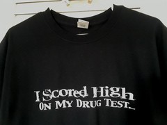 I SCORED HIGH ON MY DRUG TEST Humor College Party Weed Pot Men’s T Shirt BLACK