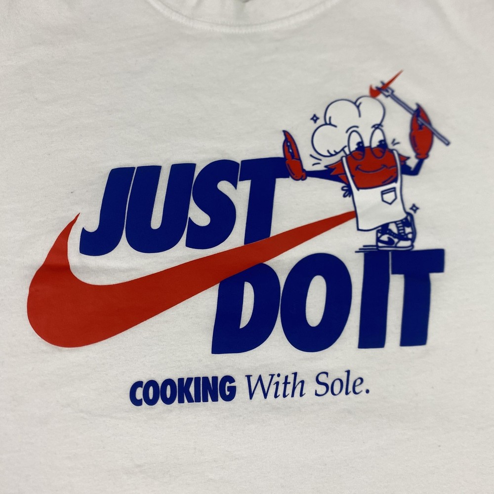 Nike Shirt Mens Medium White Just Do It Cooking With Sole Graphic Tee Loose Fit