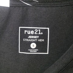 Rue21 Men’s Jersey Straight Hem Black T-Shirt with Pockets Size S NWT