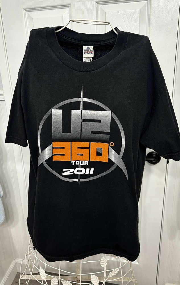 U2 2011 360 Tour Double Sided Large Black T Shirt Band Concert Vintage