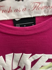 Nike Sportswear World Tour Long Sleeve T-Shirt Large Fireberry Pink Glown N Dark