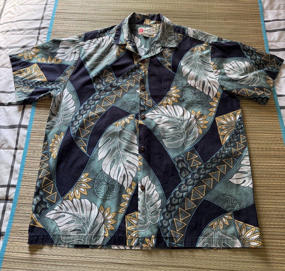 Men’s HILO HATTIE Casual Aloha Shirt