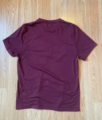 Y2K Aeropostale Burgandy Patched T Shirt Men’s Medium