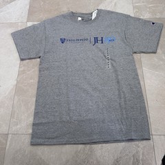 Johns Hopkins Size Medium Champion Brand Gray T-shirt JH University 150 Years