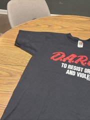 VTG DARE Shirt Large Black 90s Resist Drugs And Violence Fruit Of Look Tag
