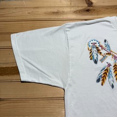 Vintage 90s Native American Feather Necklace Bohemian Tribal Graphic T-Shirt XL