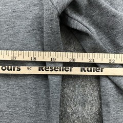 Cuts Shirt Mens Medium Gray Long Sleeve Curve Hem Crewneck Tee Solid Casual Top