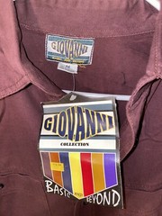 Vintage NWT Giovanni Basic And Beyond Men’s Medium Plum Button Down Shirt!