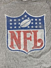 NFL Team Apparel Shirt Mens S Gray Short Sleeve Shield Logo Football Graphic Tee