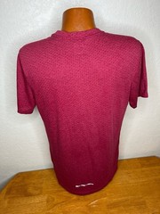Men’s Nike Running Dri Fit Standard Fit S/S Athletic T-Shirt Medium M – Maroon