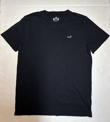 Hollister Men Must Have Collection T-Shirt. Black With Embroidered Logo. Size M