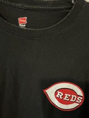 Cincinnati Reds t-shirt, size XL, US flag with baseballs, black