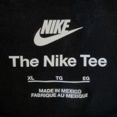 Nike Shirt Mens XL Black Just Do It Swoosh Graphic Tee AR5006-014 NEW