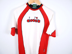 Diadora T-Shirt Men’s Medium White Red Logo Embroidery Retro Soccer Cotton