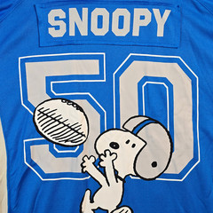 Snoopy Peanuts Football NFL Jersey Shirt Mens XL Blue Charlie Brown 50 NWT