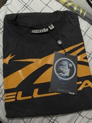 HELLSTAR Men’s Black Yellow Logo Graphic Print Tee Crew Neck Short Sleeve XL
