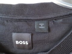 Hugo Boss Men’s T-Short Size XL (run smaller see meas.) Short sleeves