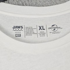 JAWS Shirt Mens Extra Large XL WHITE NEFF Casual Movie Poster Shark Horror NWT