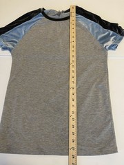 ASOS T-Shirt Men’s Medium Gray Velvet Detail Muscle Fit