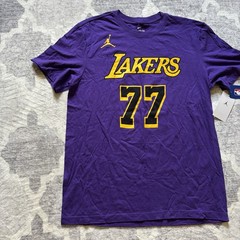 NWT Luka Doncic Los Angeles Lakers Nike Jordan Name & Number T-Shirt Men’s M