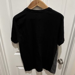 Kenneth Cole New York Men’s Black/Gray Colorblock Logo Crew Neck T-Shirt L