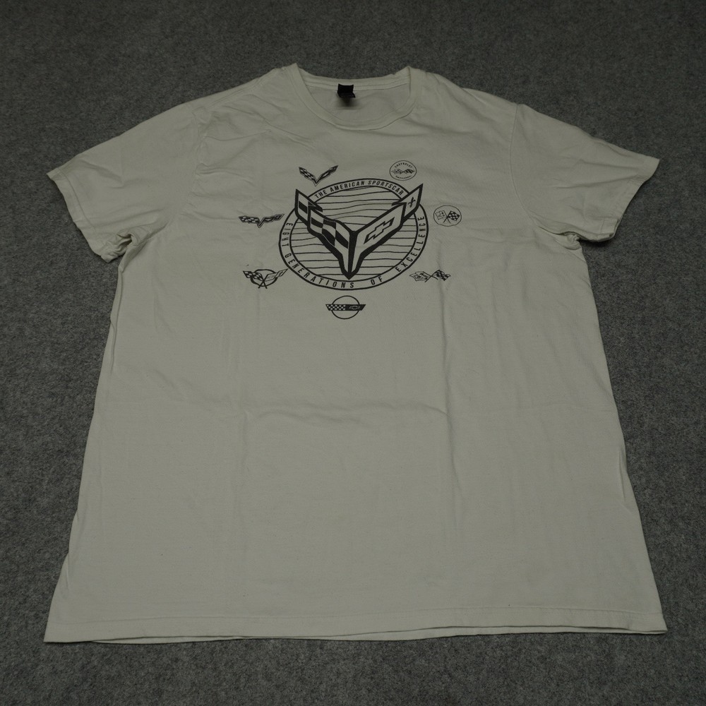 District Men’s T-Shirt Ivory XL 100% Cotton Corvette Generations Graphic Tee