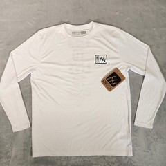 Fintech Shirt Mens White Rash Guard Fishing UV Sun Defender Quick Dry UPF 50 NWT