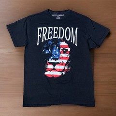 BROOKLYN VERTICAL Freedom Men’s T-Shirt Medium Lion Red White and Blue Cotton