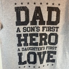 Celebrate Father’s Day Mens S 34-36 T-Shirt Graphic Tee Festive Family Fun Adult
