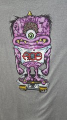 NWOT Diamond Supply Co 2000s Ace Skateboarding Mens XL Gray Monster Shirt XL207