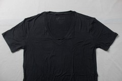 Underfit Men’s Soft Anti-Odor V-Neck Undershirt DH3 Black Large NWT