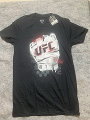 2021 UFC Mens the Glove T-shirt Officially Licensed Size Small Black New NWT