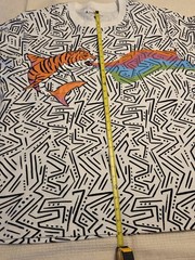 Chubbies Color Spitting Tiger Shark Graphic T-Shirt Men’s Large Rainbow Cotton