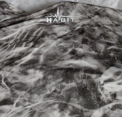 Habit Realtree Fishing Mens Medium L/S T Shirt White Camo 40+ Solar-Factor Light