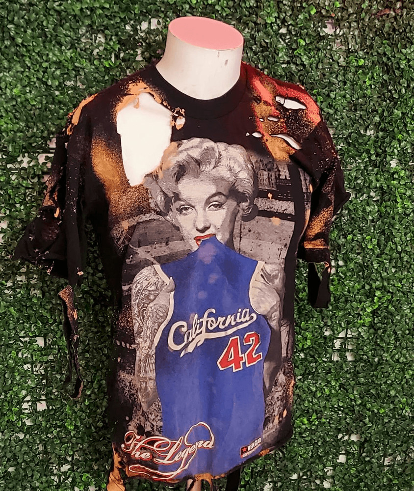 Weiv Gear Marilyn Monroe tshirt