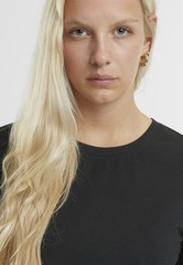 New Morning Studios Women’s cropped tee