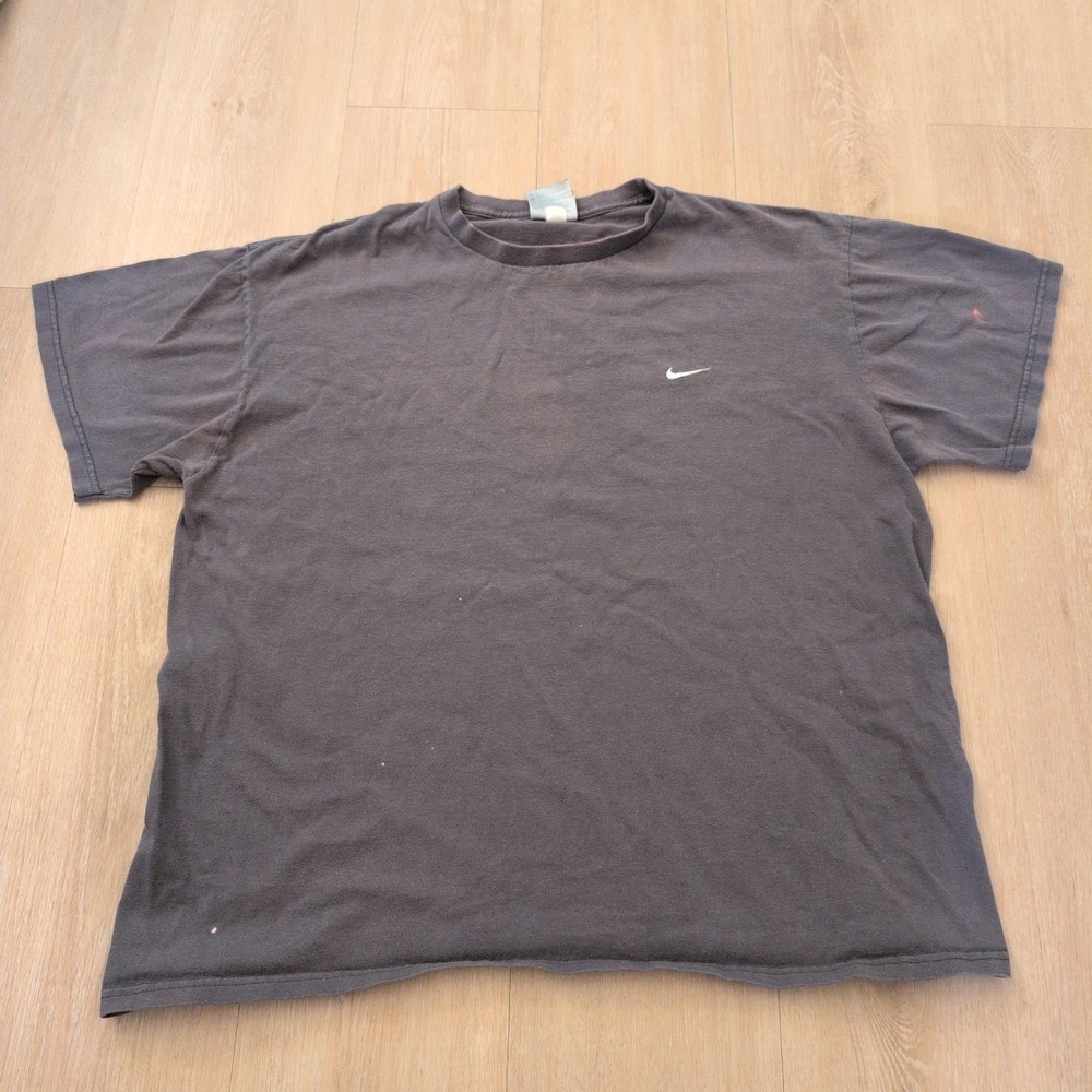 Y2K Nike Mens Large Embroidered Swoosh T-Shirt Gray Distressed Cotton Skater